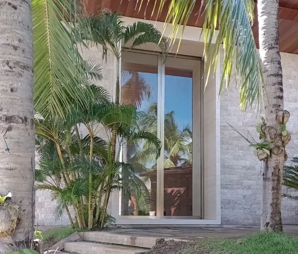 Além de funcionais, as esquadrias podem incrementar o design