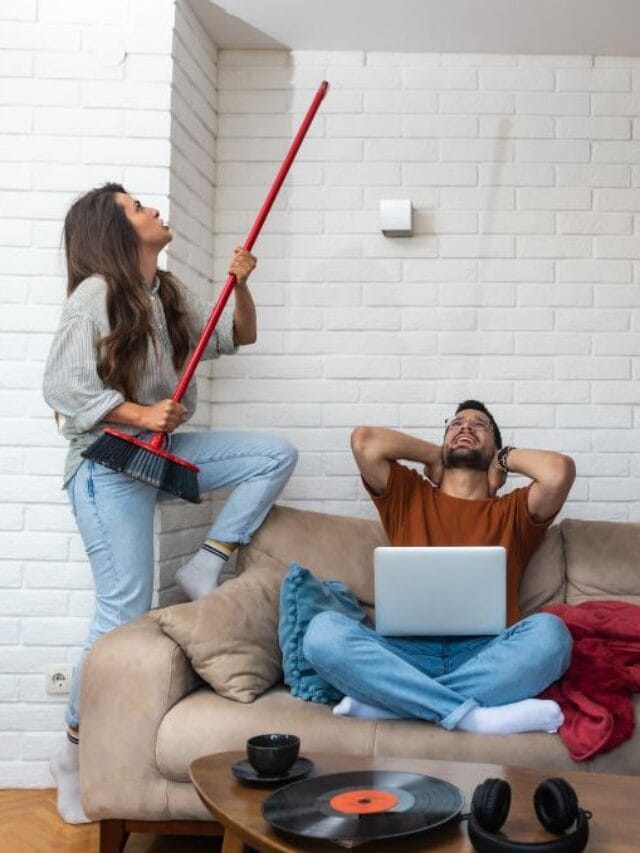 Vizinhos fazendo barulho incomodando